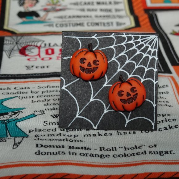 Happy Jack-o’-Lantern Earrings - Picture 1 of 9